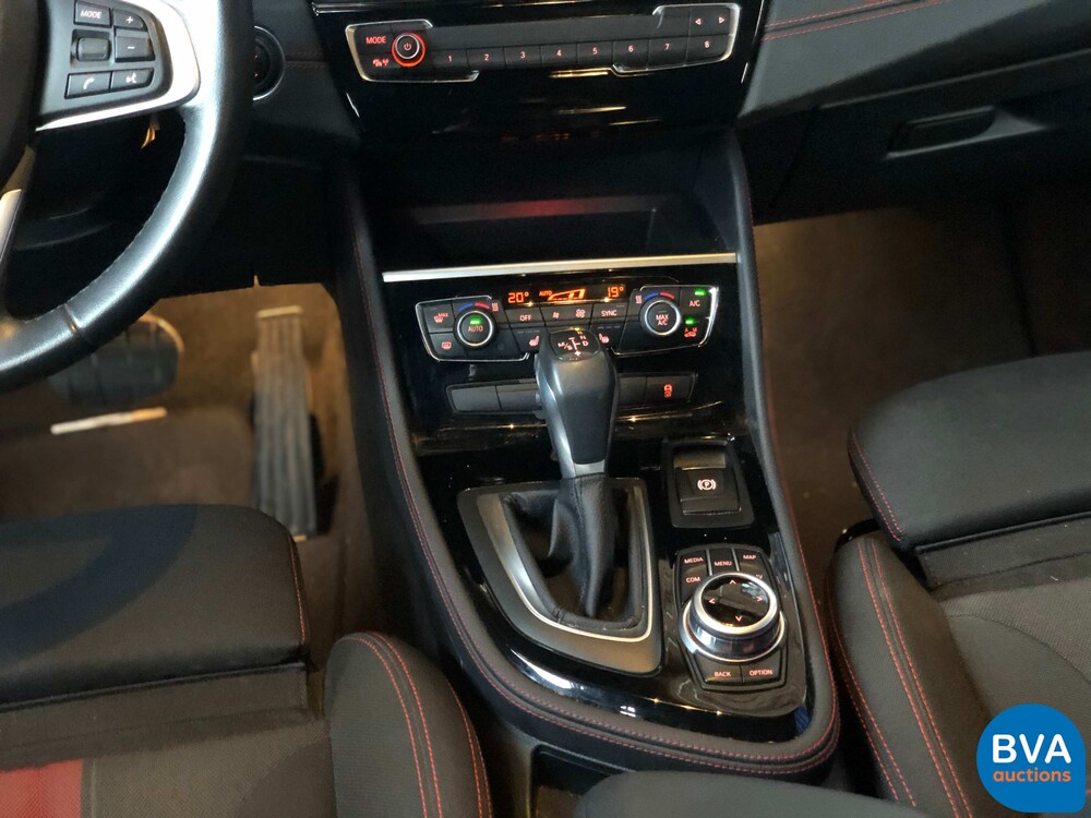 BMW 218i Gran Tourer 7er Sport-Line 2018, NL-Kennzeichen.