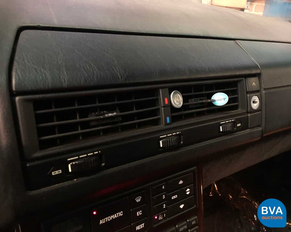Mercedes-Benz SL500 R129 V8 1995