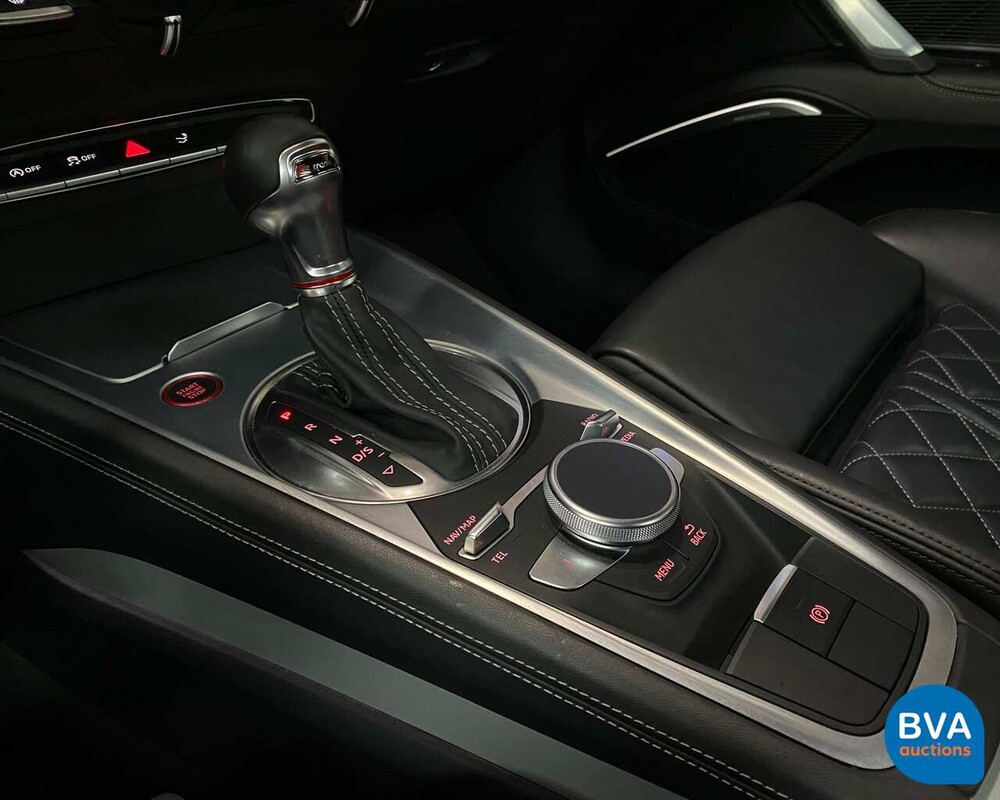Audi TTS 310pk Quattro S-Tronic -Matrix- 2015, NL-kenteken