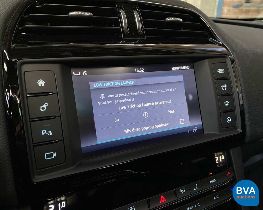 Jaguar F-Pace 20d 180 PS AWD 2018 EURO6.