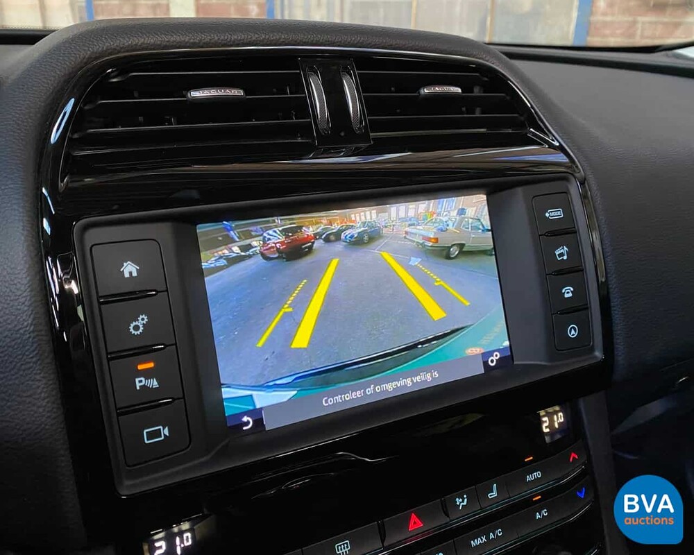 Jaguar F-Pace 20d 180 PS AWD 2018 EURO6.