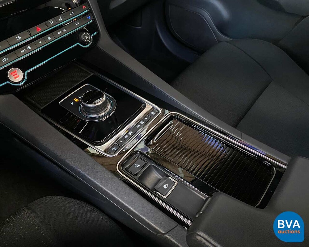 Jaguar F-Pace 20d 180 PS AWD 2018 EURO6.