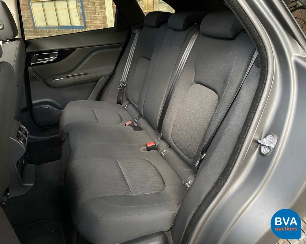 Jaguar F-Pace 20d 180 PS AWD 2018 EURO6.
