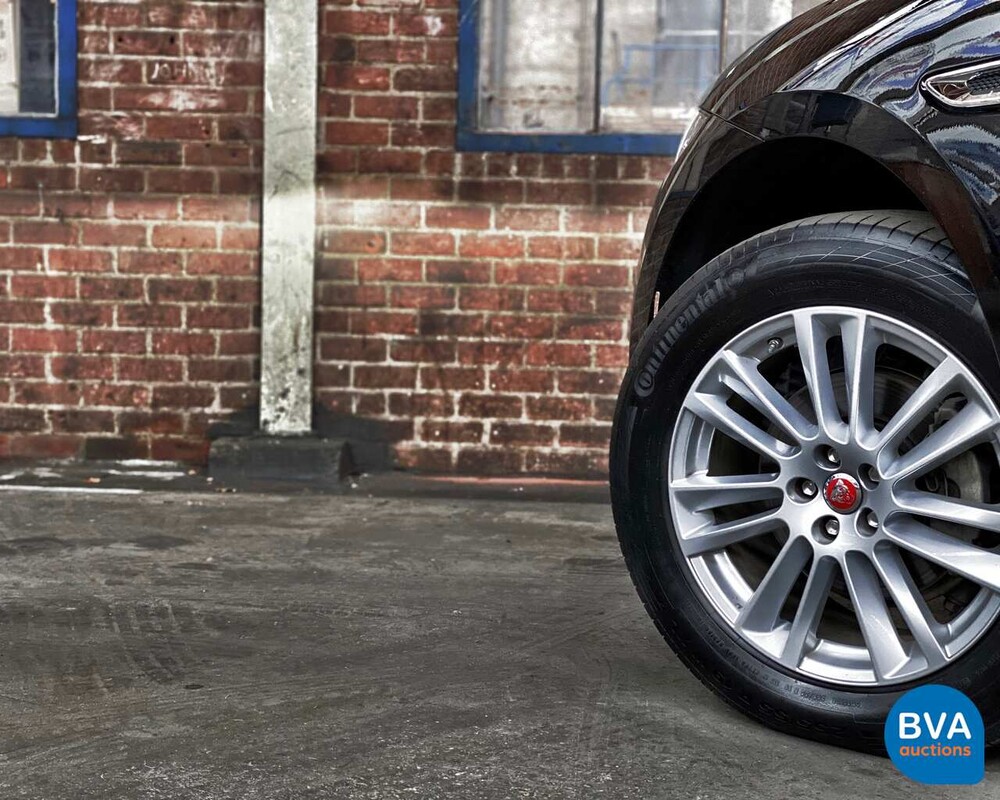 Jaguar F-Pace 20d 180 PS AWD 2018 EURO6.