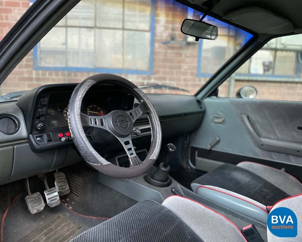 Opel Manta GSi -400R- B 3.0 6 cilinder 1989, XV-04-YB