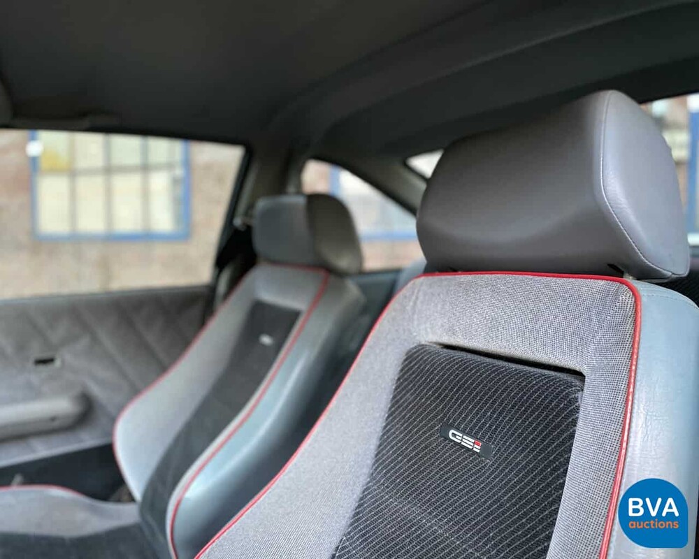 Opel Manta GSi -400R- B 3.0 6 cilinder 1989, XV-04-YB