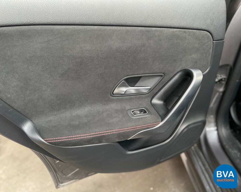 Mercedes-Benz A200 AMG A-Klasse 2019 163pk -Garantie-