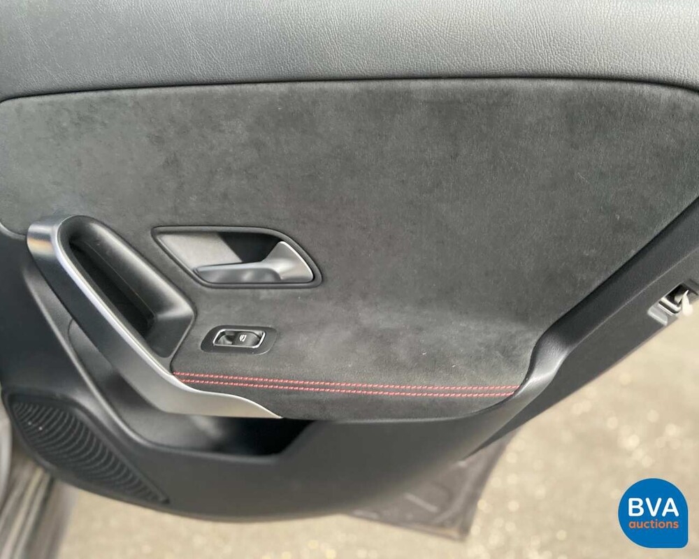 Mercedes-Benz A200 AMG A-Klasse 2019 163pk -Garantie-