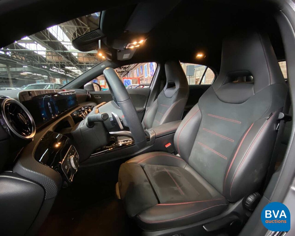 Mercedes-Benz A200 AMG A-Klasse 2019 163pk -Garantie-