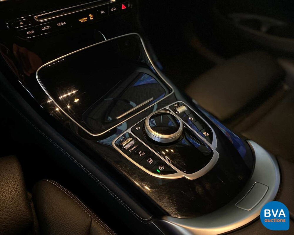 Mercedes-Benz GLC300 AMG GLC Klasse 2018 4Matic Garantie.