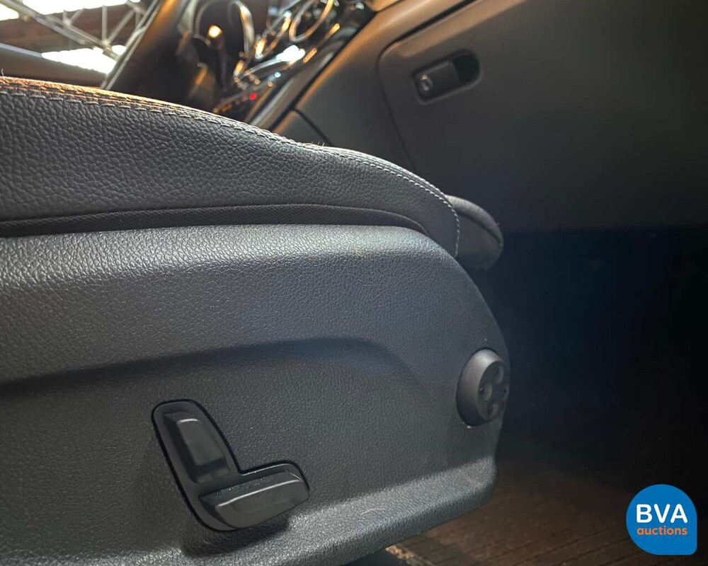 Mercedes-Benz GLC300 AMG GLC Klasse 2018 4Matic Garantie.