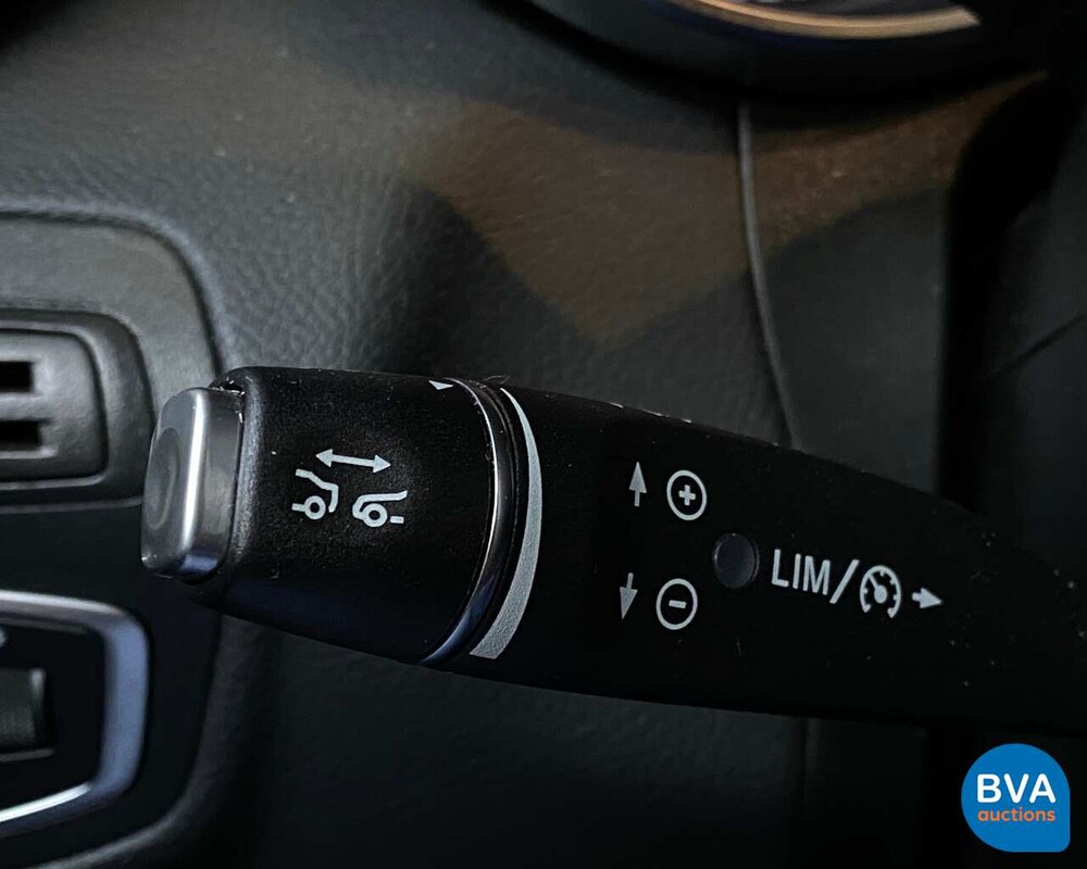 Mercedes-Benz GLC300 AMG GLC Klasse 2018 4Matic Garantie.