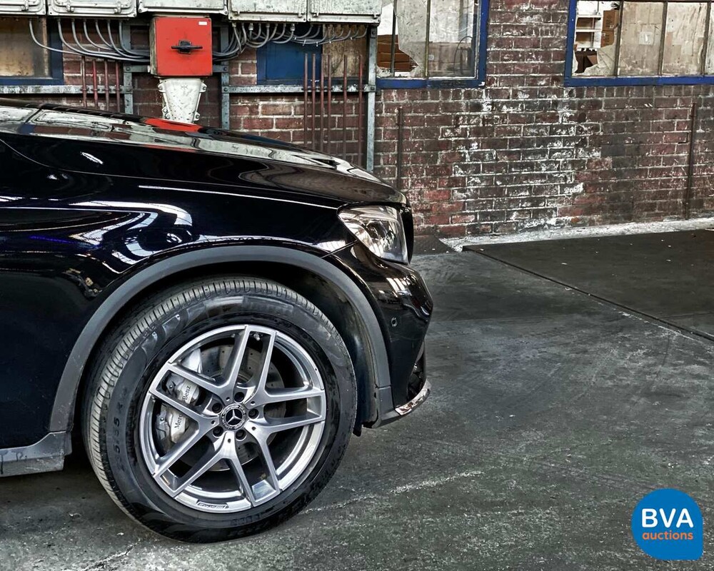 Mercedes-Benz GLC300 AMG GLC Klasse 2018 4Matic Garantie.