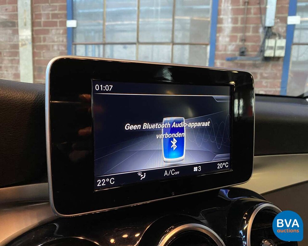 Mercedes-Benz GLC300 AMG GLC Klasse 2018 4Matic Garantie.