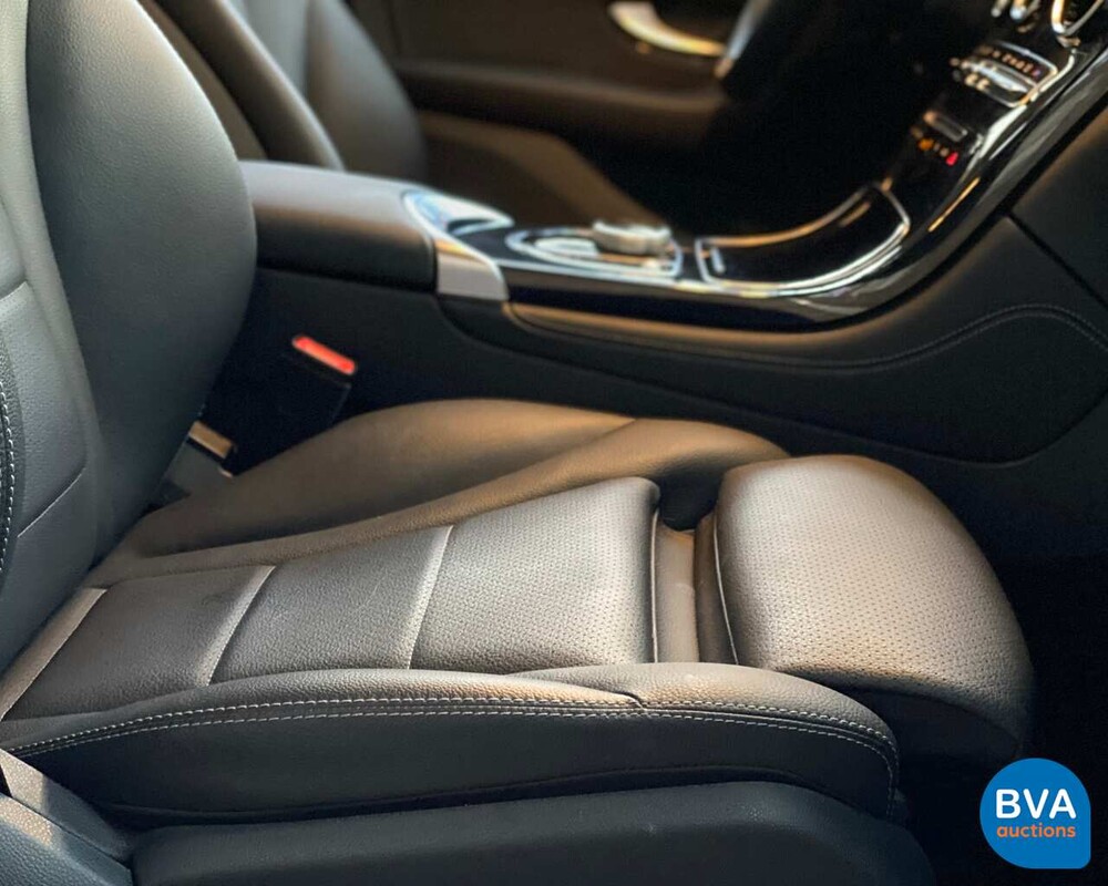 Mercedes-Benz GLC300 AMG GLC Klasse 2018 4Matic Garantie.