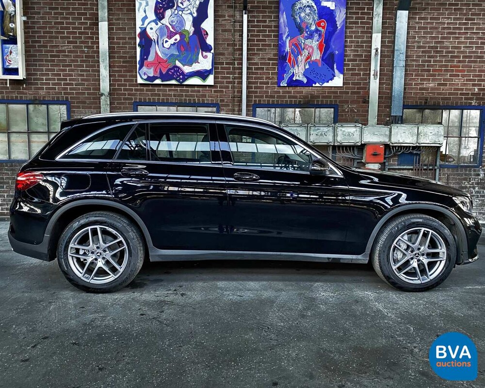 Mercedes-Benz GLC300 AMG GLC Klasse 2018 4Matic Garantie.