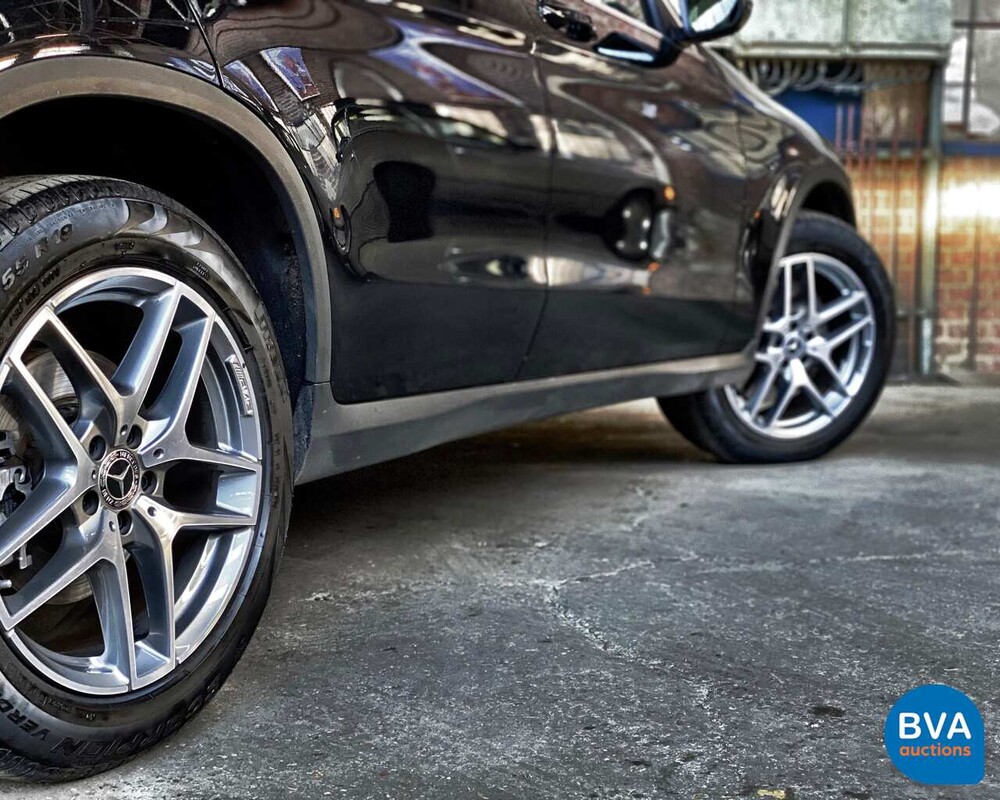 Mercedes-Benz GLC300 AMG GLC Klasse 2018 4Matic Garantie.