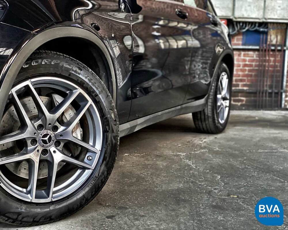 Mercedes-Benz GLC300 AMG GLC Klasse 2018 4Matic Garantie.