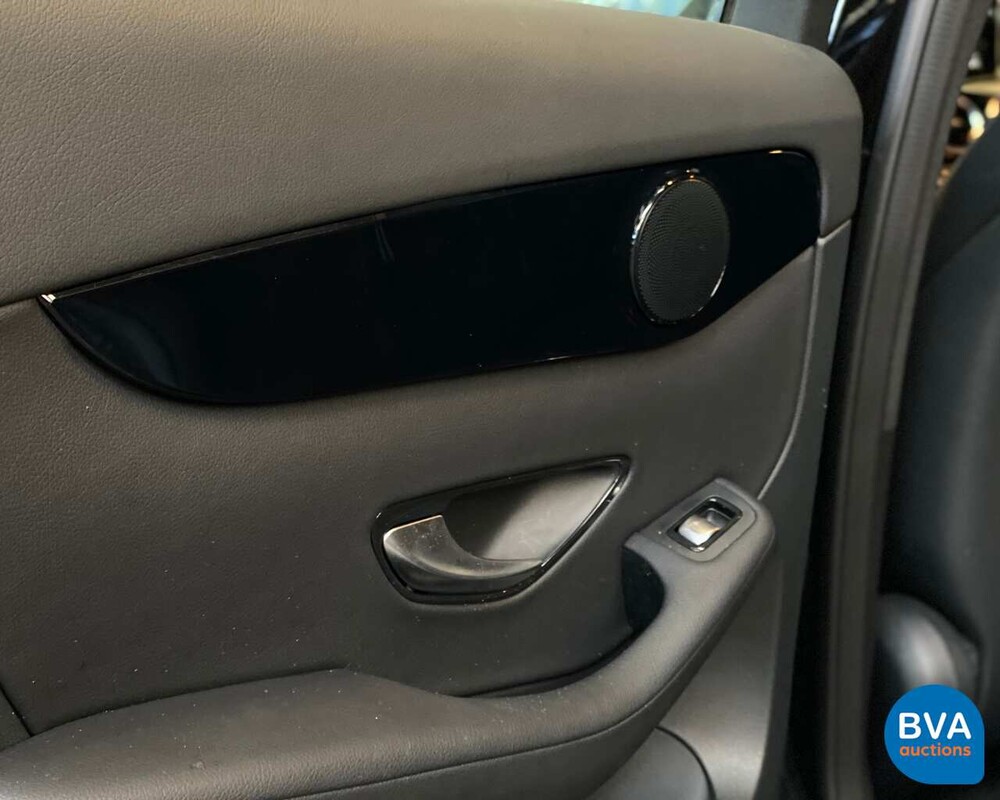 Mercedes-Benz GLC300 AMG GLC Klasse 2018 4Matic Garantie.