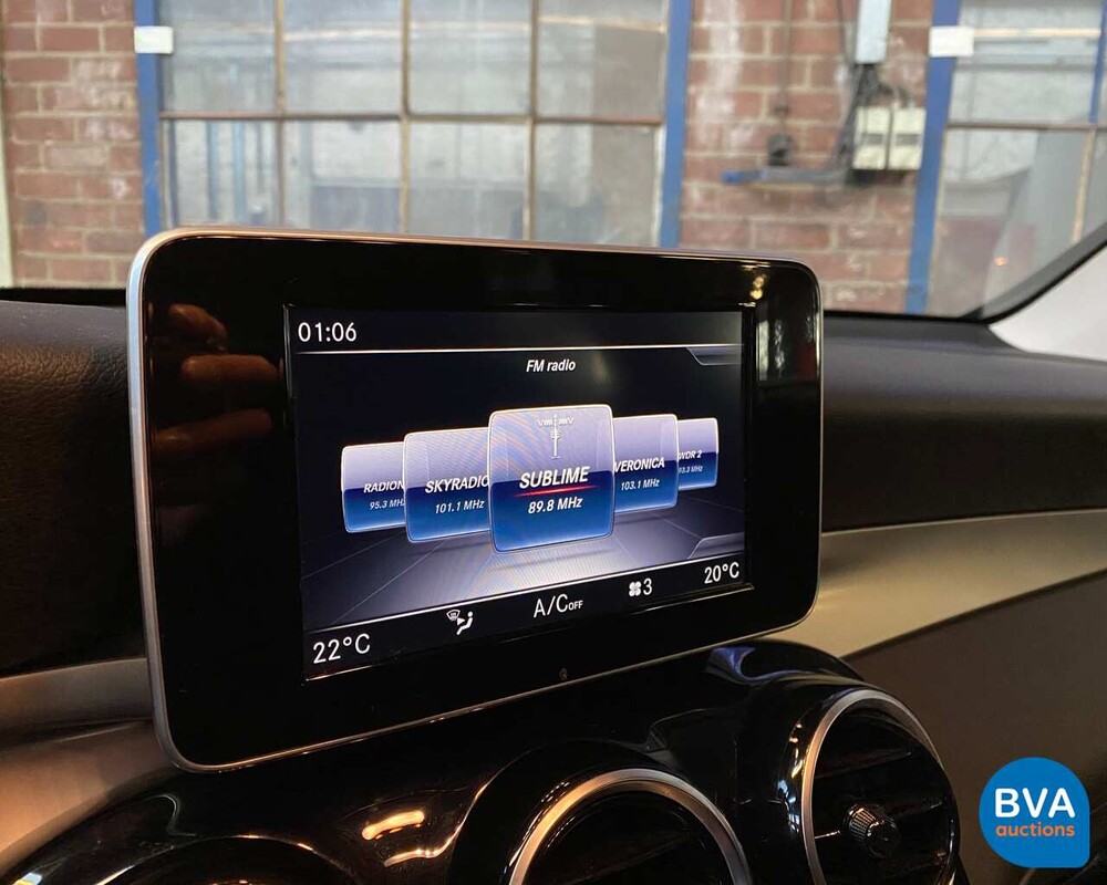 Mercedes-Benz GLC300 AMG GLC Klasse 2018 4Matic Garantie.