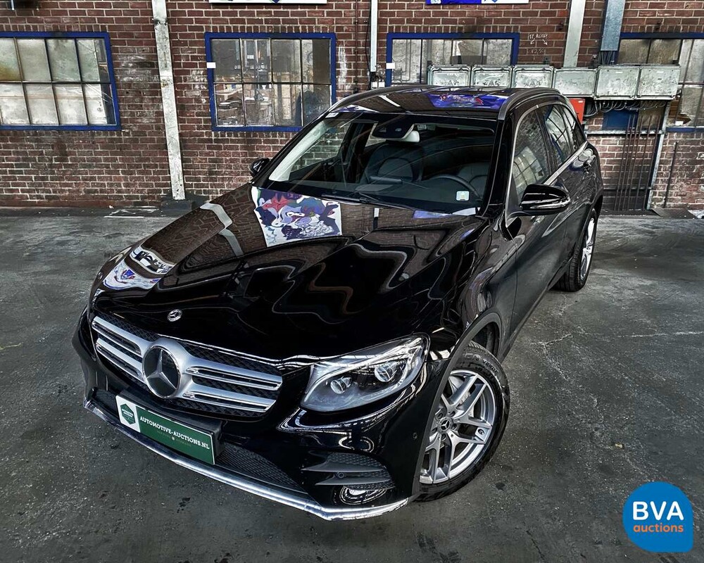 Mercedes-Benz GLC300 AMG GLC Klasse 2018 4Matic Garantie.