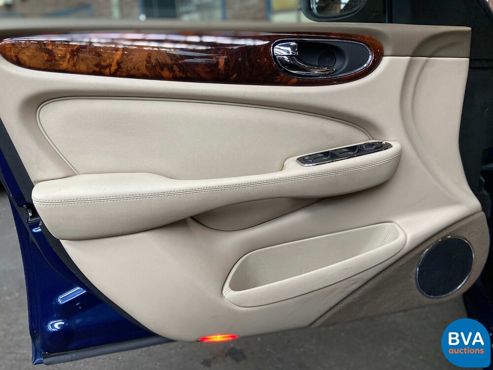 Jaguar XJ 3.0 2003 V6 -Youngtimer- 