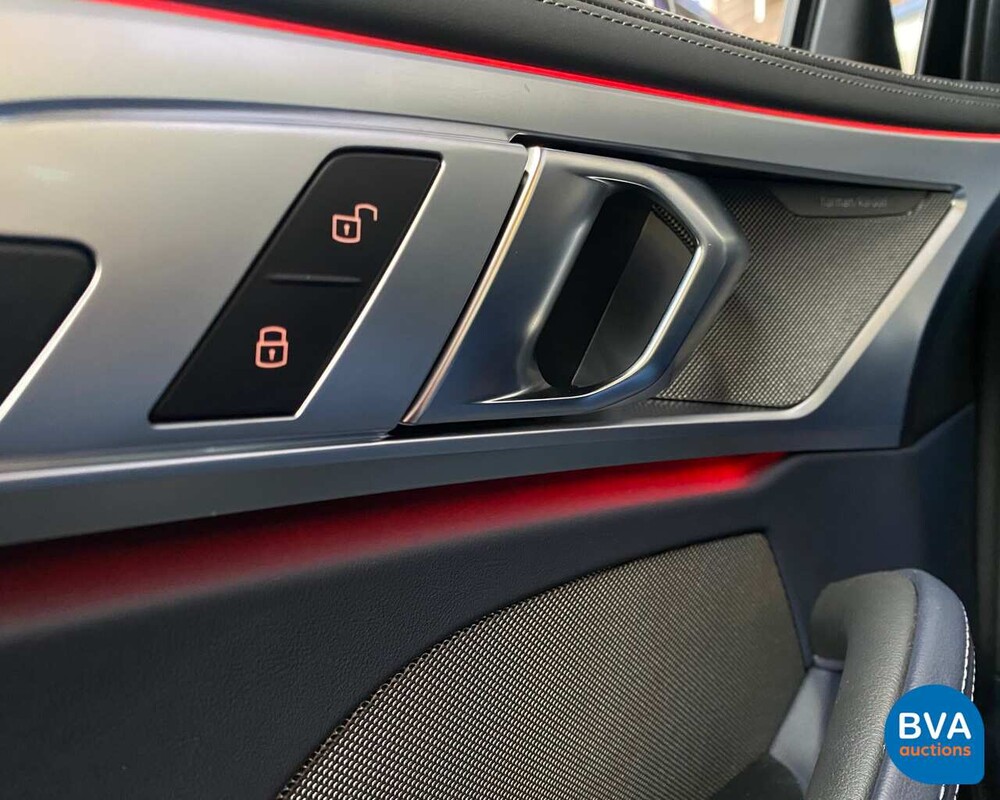 BMW 840d Coupe M-Sport 319pk xDrive 8-Serie M-Performance -GARANTIE-