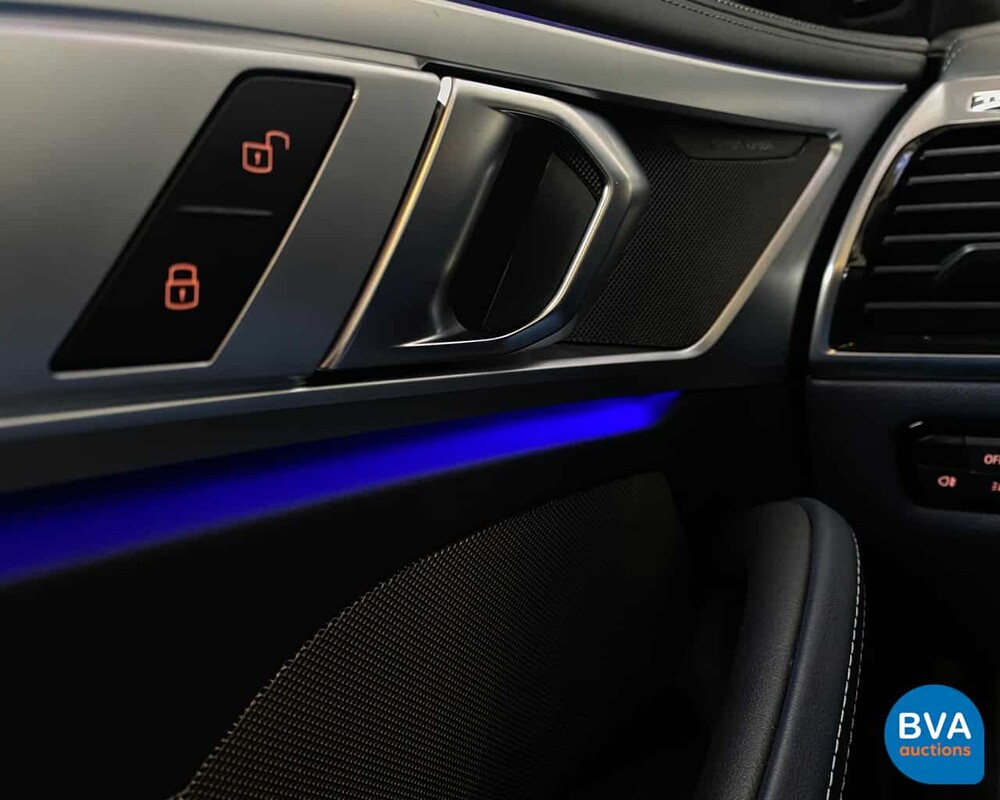 BMW 840d Coupe M-Sport 319pk xDrive 8-Serie M-Performance -GARANTIE-