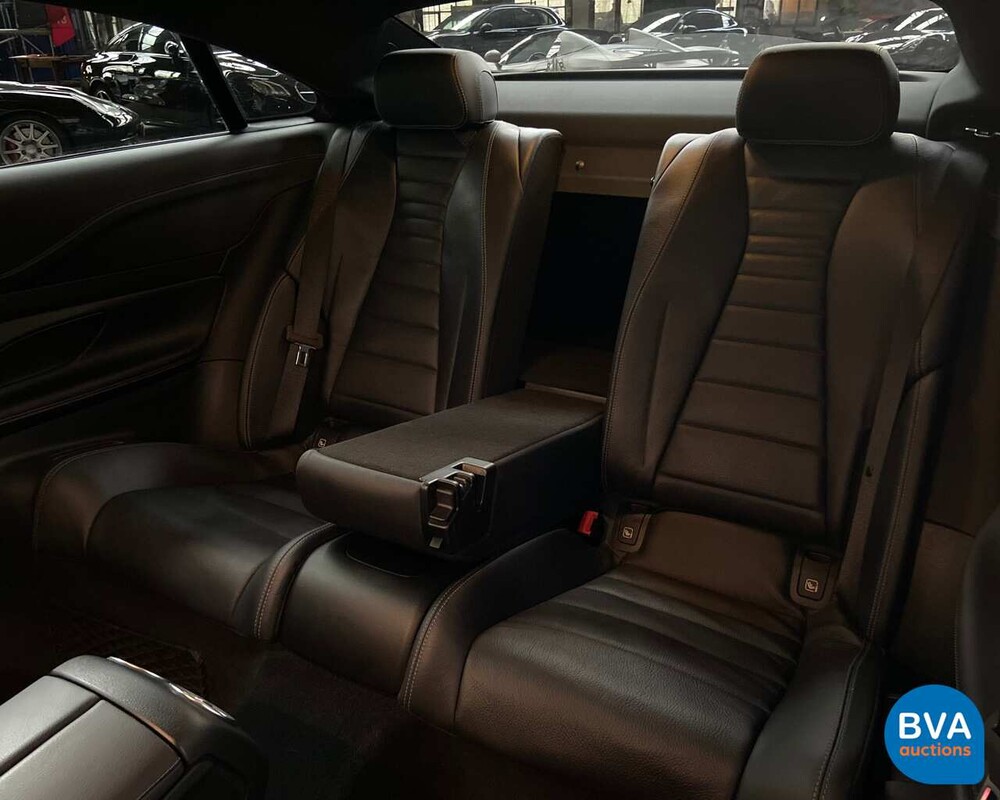 Mercedes-Benz E200 Coupé AMG 2018 E-Klasse NIGHT Edition-GARANTIE.