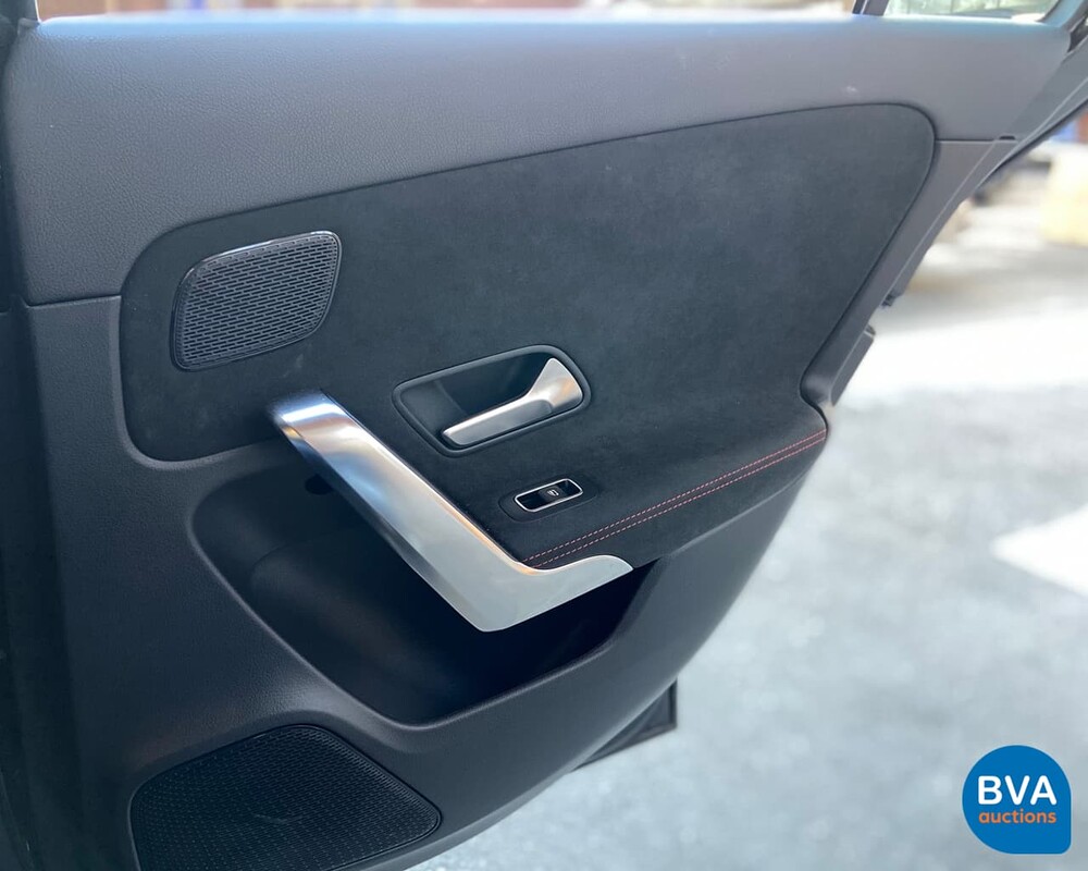 Mercedes-Benz A180d AMG 2019 MY A-Klasse -GARANTIE-