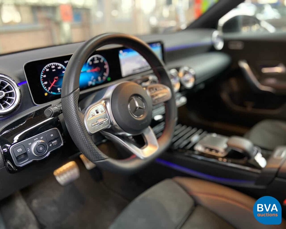 Mercedes-Benz A180d AMG 2019 MY A-Klasse -GARANTIE-