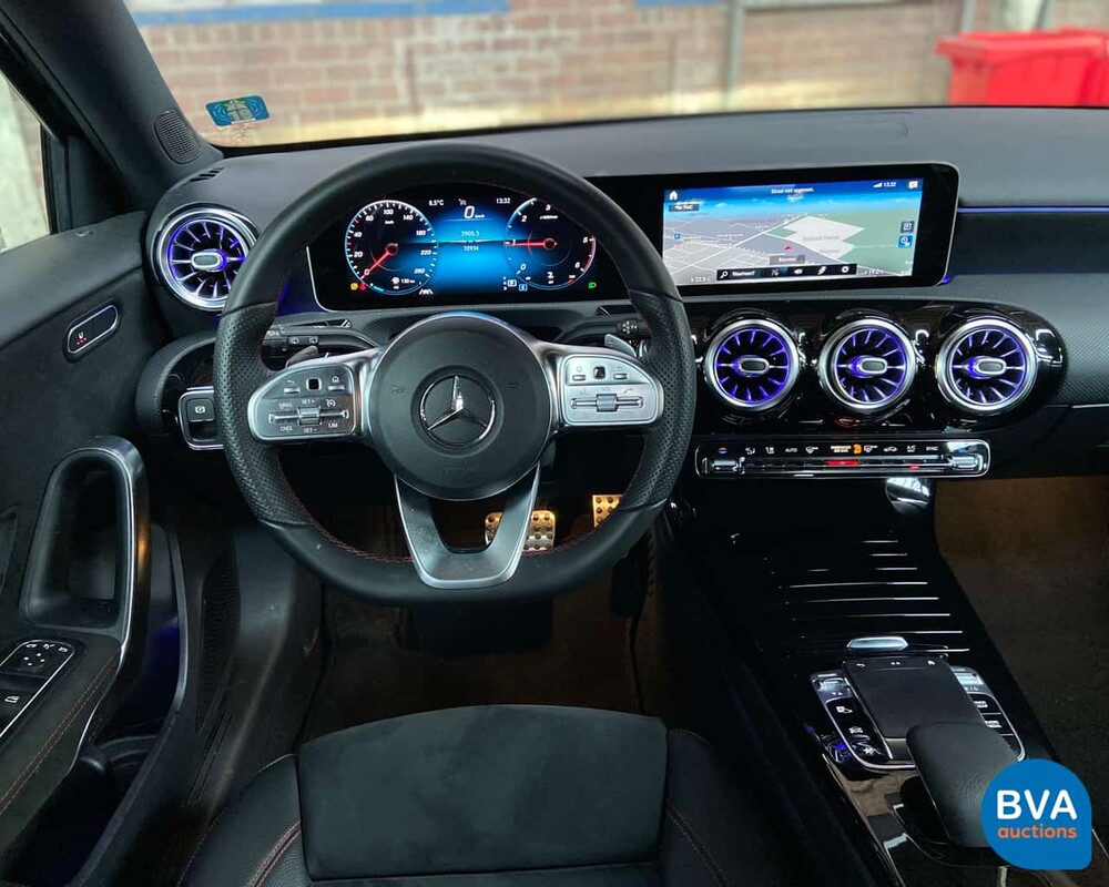 Mercedes-Benz A180d AMG 2019 MY A-Klasse -GARANTIE-