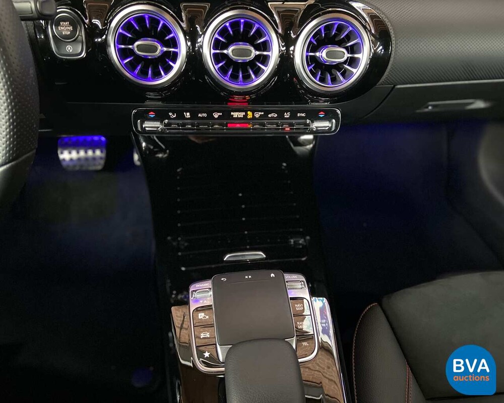 Mercedes-Benz A180d AMG 2019 MY A-Klasse -GARANTIE-