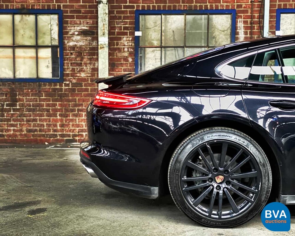 Porsche Panamera 4S 441pk NW-MODEL 2016 Benzine