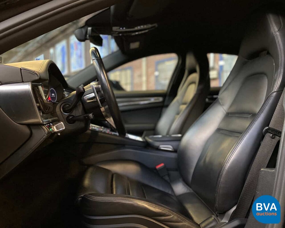 Porsche Panamera 4S 441pk NW-MODEL 2016 Benzine