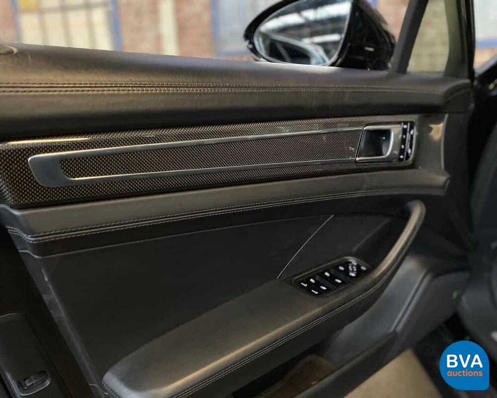 Porsche Panamera 4S 441pk NW-MODEL 2016 Benzine