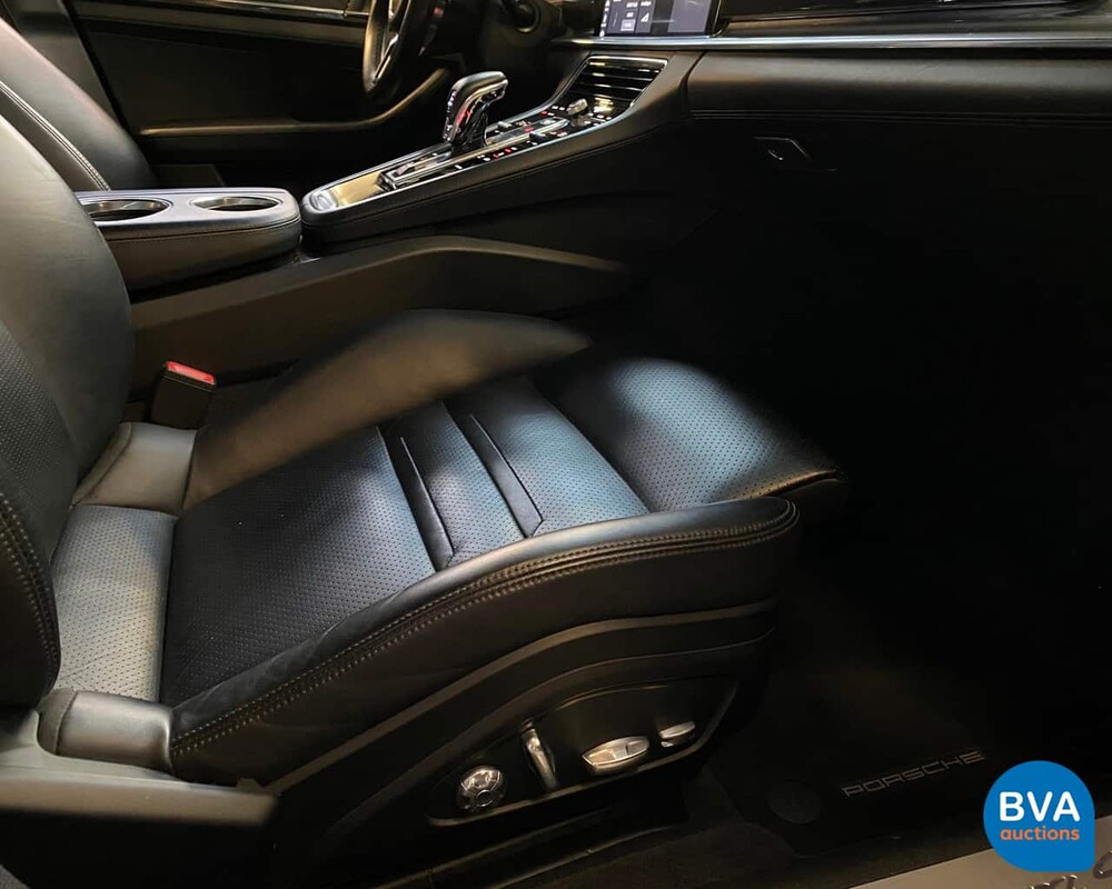 Porsche Panamera 4S 441pk NW-MODEL 2016 Benzine