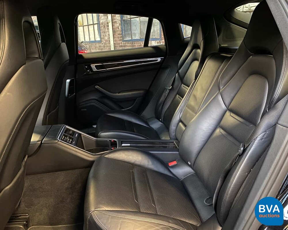 Porsche Panamera 4S 441pk NW-MODEL 2016 Benzine