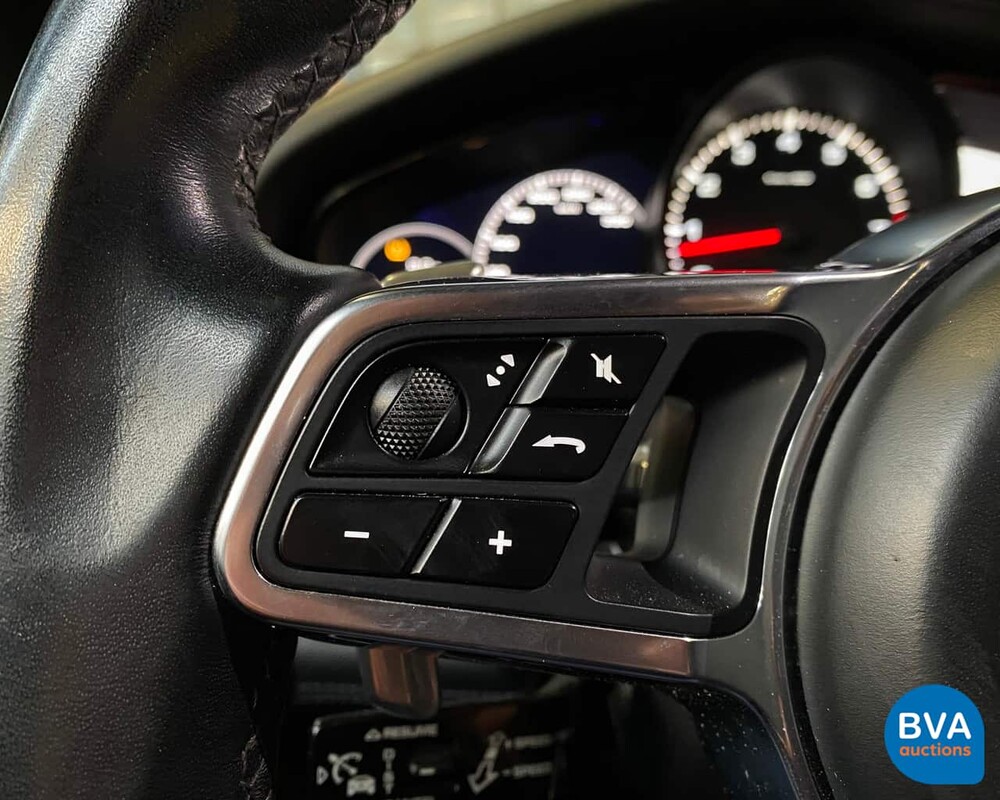 Porsche Panamera 4S 441pk NW-MODEL 2016 Benzine