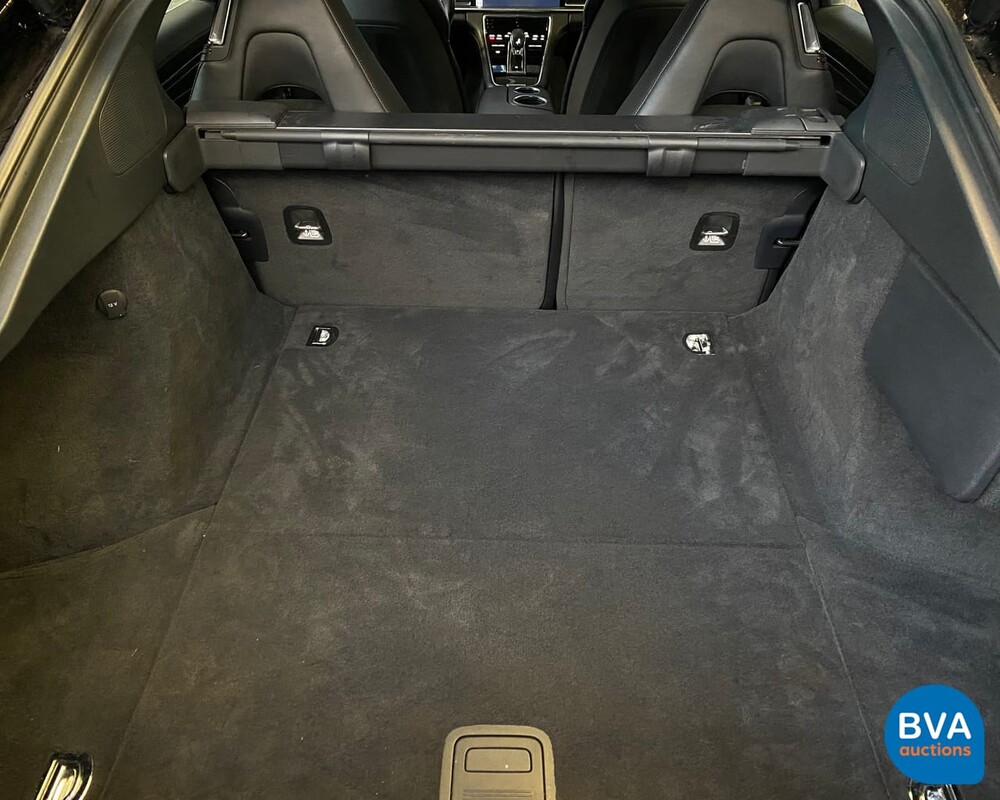 Porsche Panamera 4S 441pk NW-MODEL 2016 Benzine