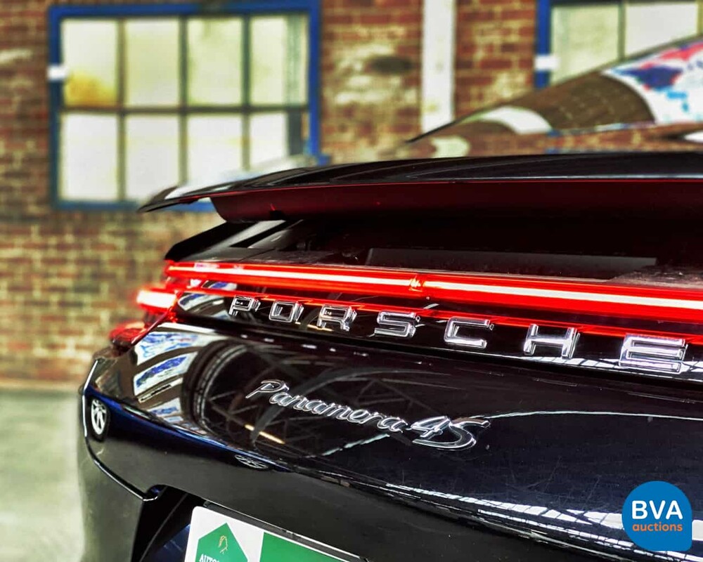 Porsche Panamera 4S 441pk NW-MODEL 2016 Benzine