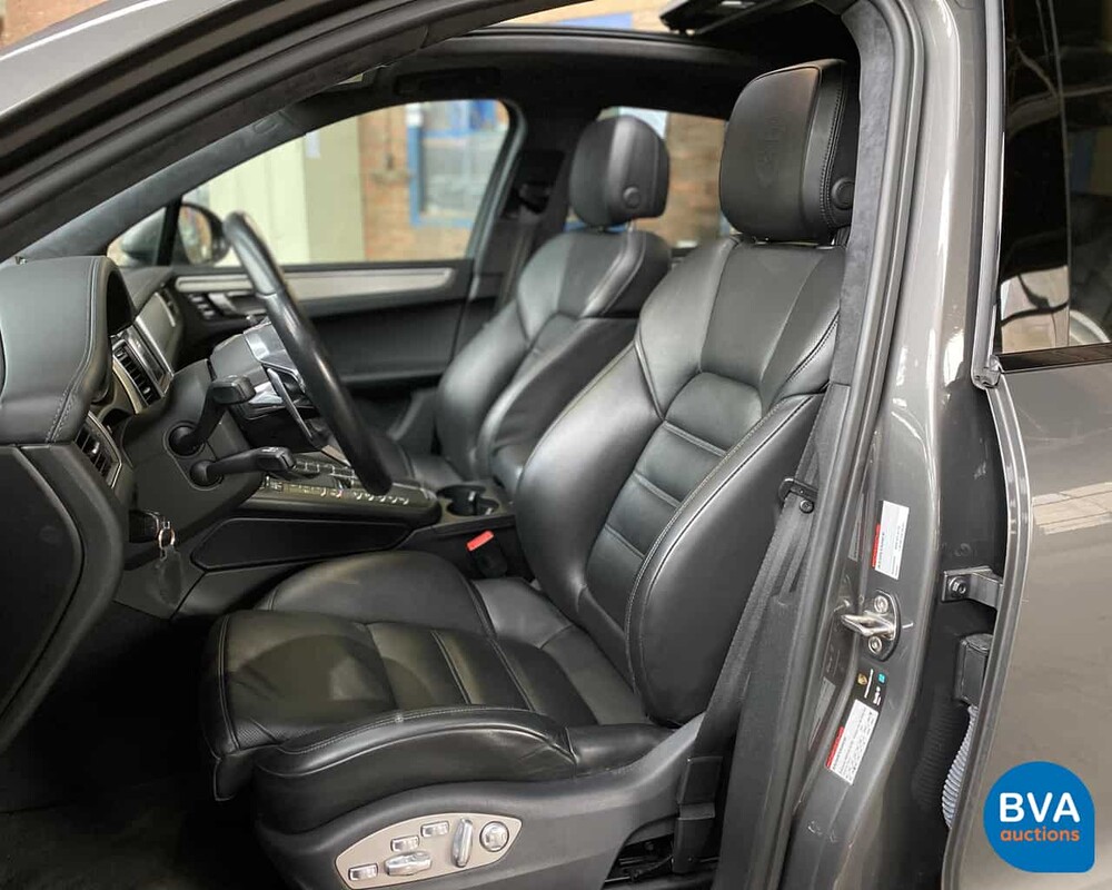 Porsche Macan Turbo 400pk 2015, 5-ZKD-69