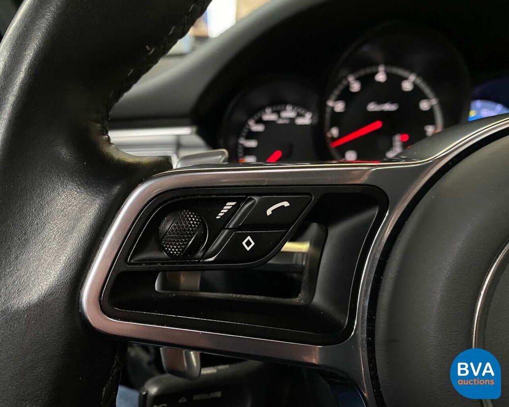 Porsche Macan Turbo 400pk 2015, 5-ZKD-69