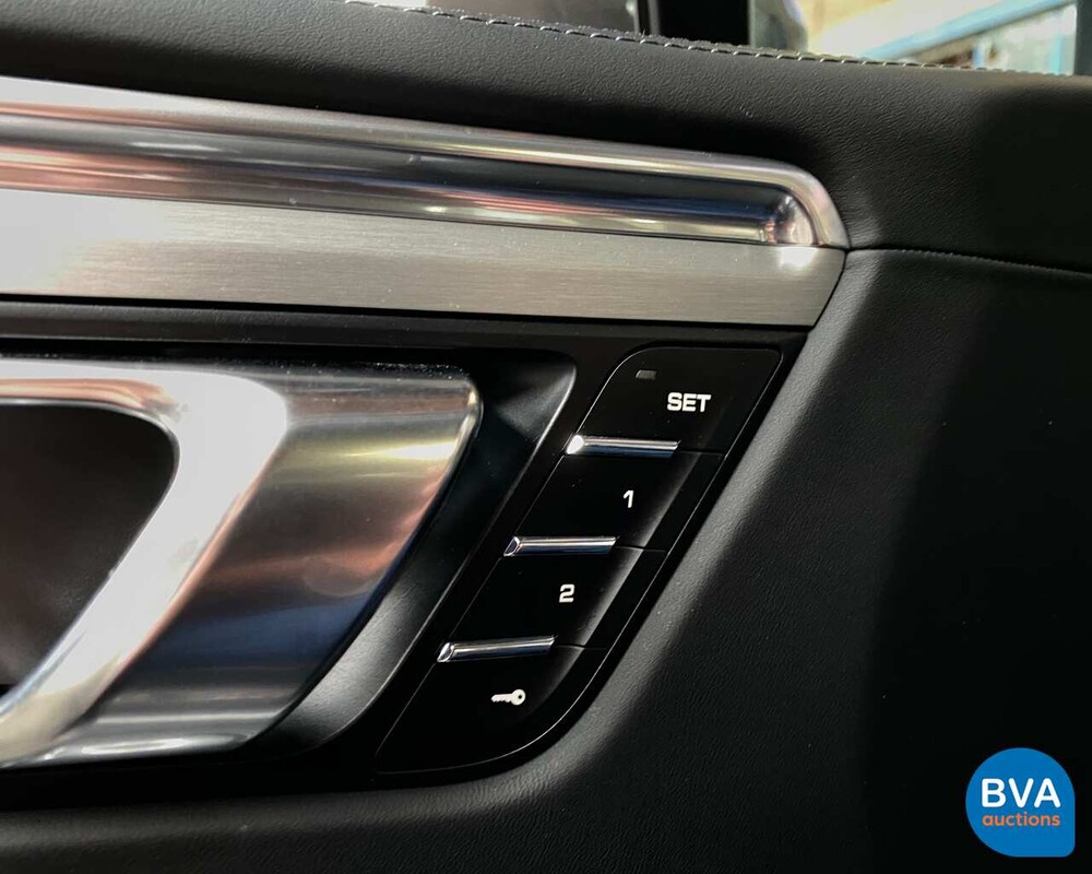 Porsche Macan Turbo 400pk 2015, 5-ZKD-69