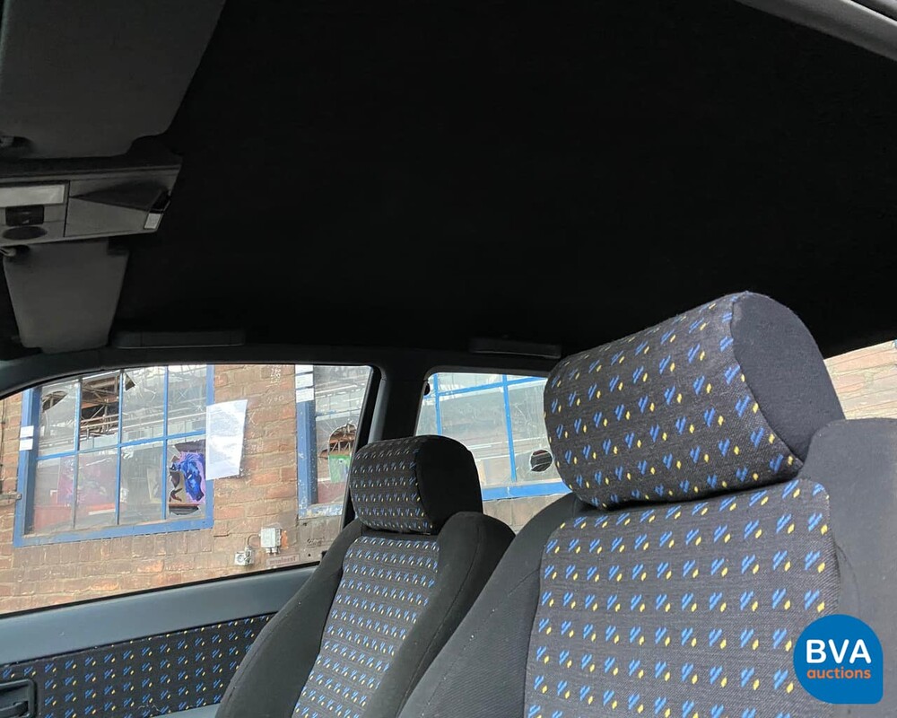 Renault Clio 1.8 16V 135pk 1993, VT-95-PS