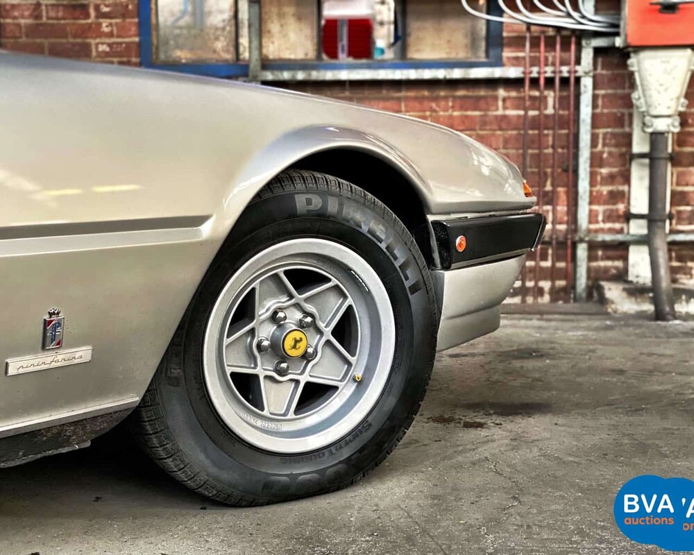 Ferrari 400 GT 2 + 2 Coupé V12 Vergaser 1978, 27-HT-JL.