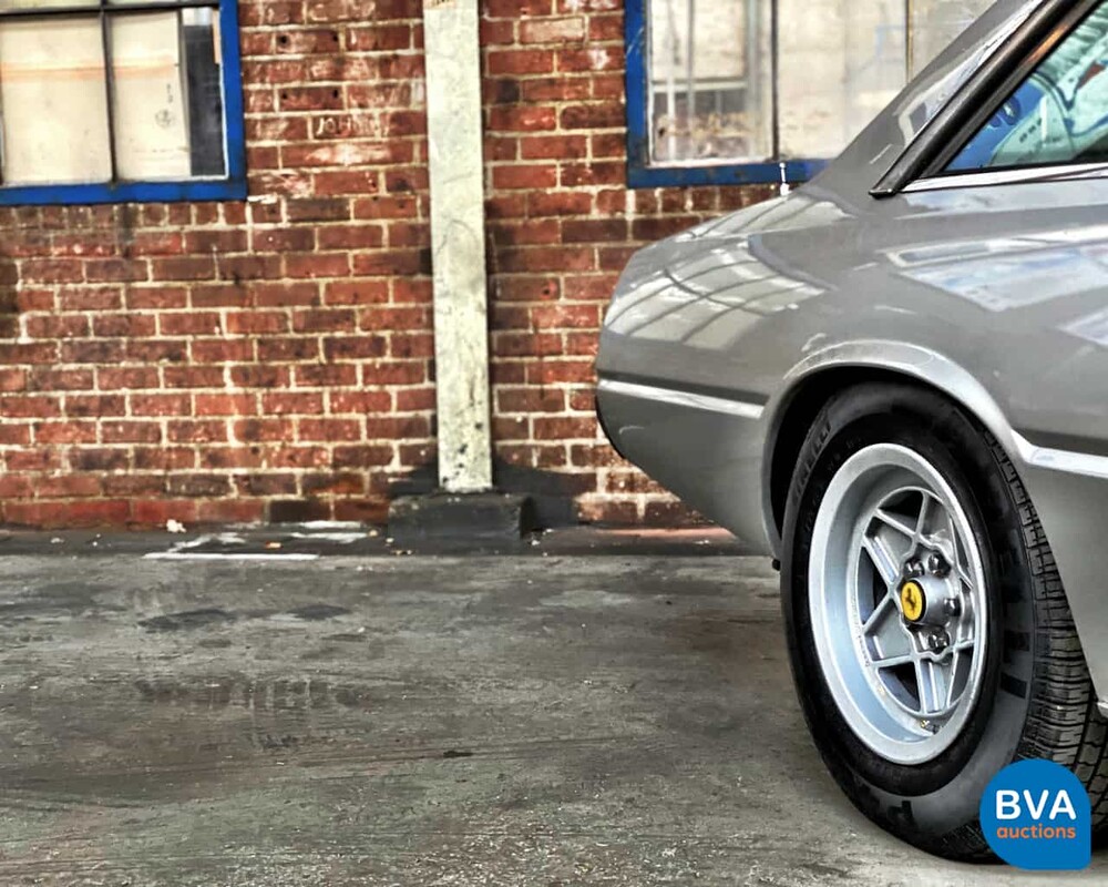 Ferrari 400 GT 2 + 2 Coupé V12 Vergaser 1978, 27-HT-JL.