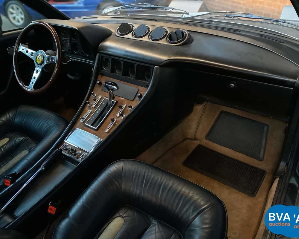 Ferrari 400 GT 2 + 2 Coupé V12 Vergaser 1978, 27-HT-JL.