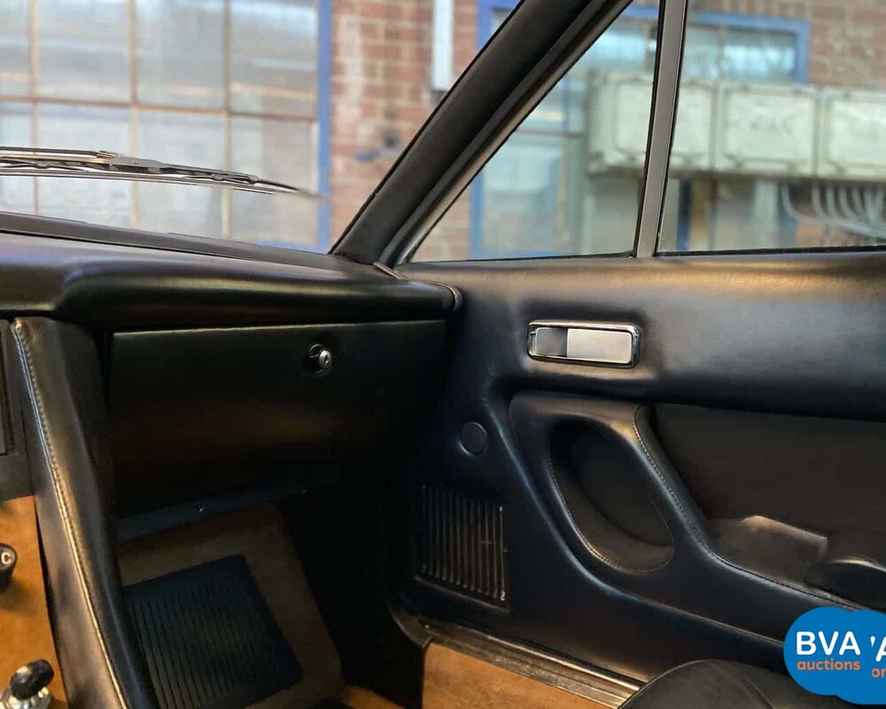 Ferrari 400 GT 2 + 2 Coupé V12 Vergaser 1978, 27-HT-JL.