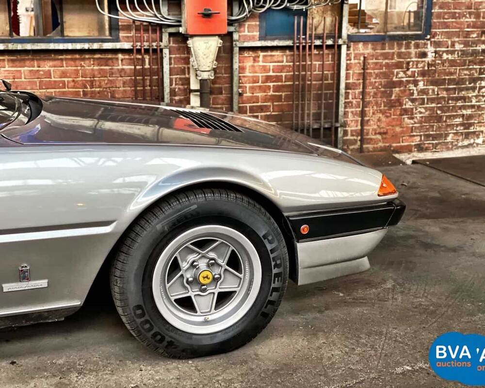 Ferrari 400 GT 2 + 2 Coupé V12 Vergaser 1978, 27-HT-JL.